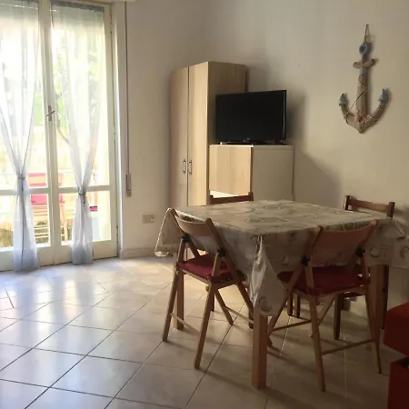 La Casina Di Trilli 拉帕洛